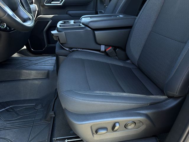 Used 2025 Black Chevrolet LT image 21