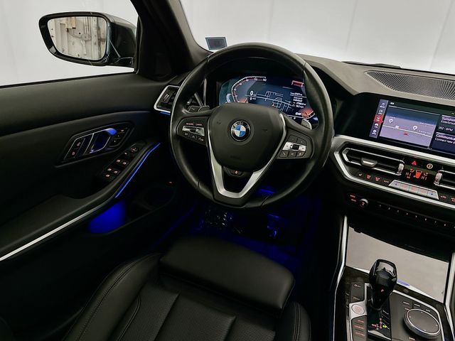 2022 BMW 3 Series 330i xDrive 23