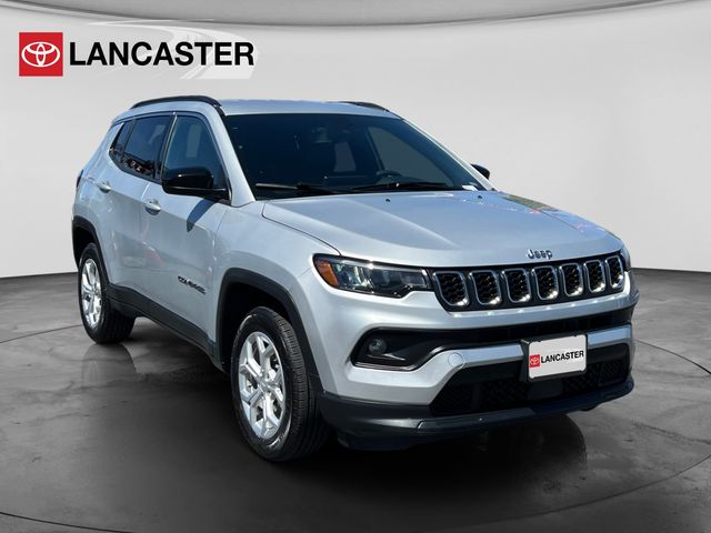 Silver Zynith Metallic Clearcoat 2024 Jeep Compass Latitude 4WD SUV / Crossover Four-Wheel Drive 8-Speed Automatic