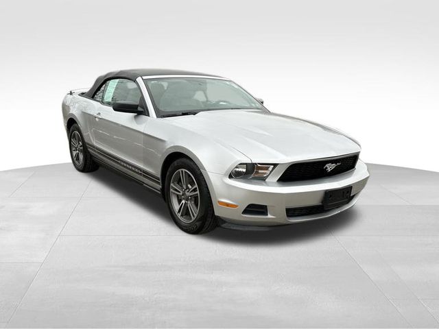 2011 Ford Mustang V6 Premium 3