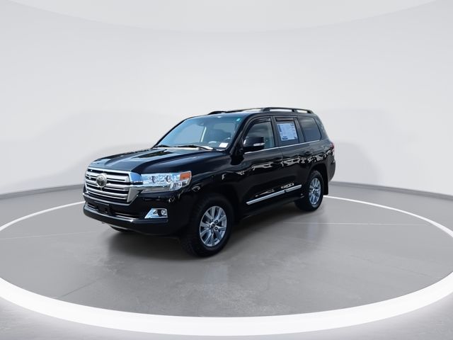 Used 2017  Toyota Base image 4