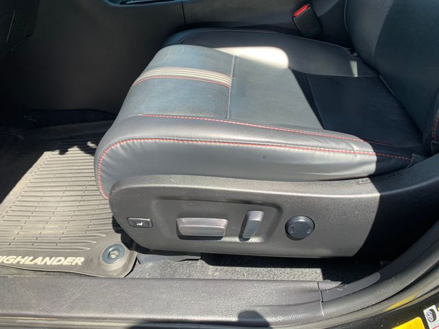 Used 2019 Toyota Highlander SUV