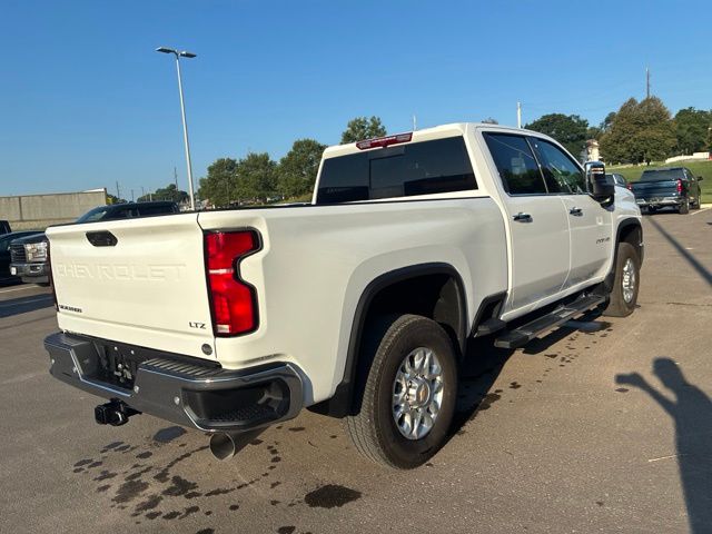 Used 2026 White Chevrolet LTZ image 9