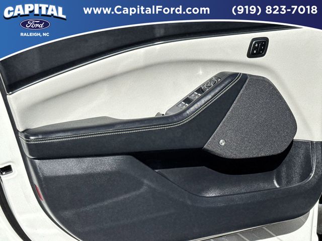 Used 2025 White Ford Premium image 20