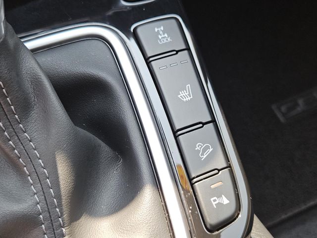 Used 2025 Kia Seltos SUV