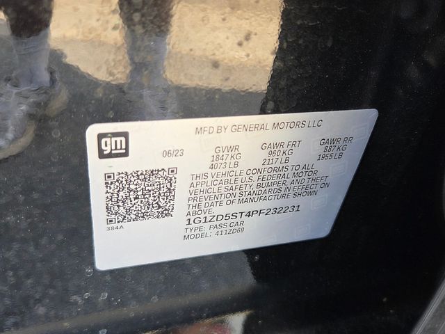 Used 2023 Black Chevrolet LT image 6