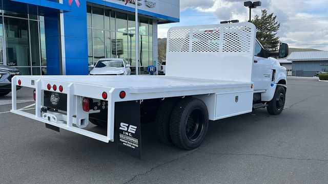 2023 Chevrolet Silverado 5500HD Work Truck 2