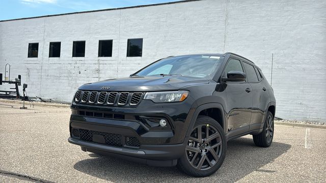 Diamond Black Crystal Pearlcoat 2026 Jeep Compass SUV / Crossover Four-Wheel Drive 8-Speed Automatic