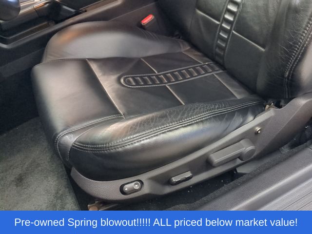 Used 2005 Black Ford GT Premium image 20