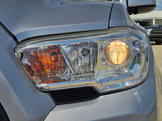 Certified Used 2019 Silver Toyota SR image 9