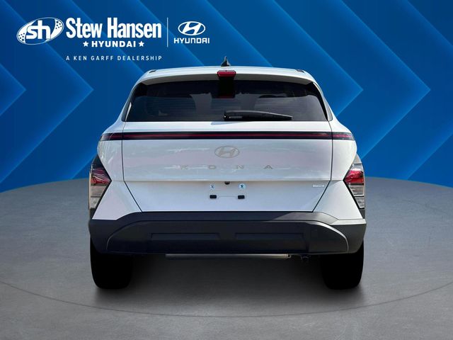 New 2026 White Hyundai SE image 6