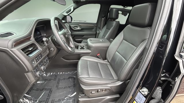 Used 2024 Black Chevrolet Z71 image 18