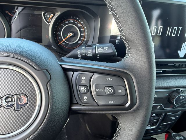 new 2026 Jeep Wrangler car, priced at $45,985