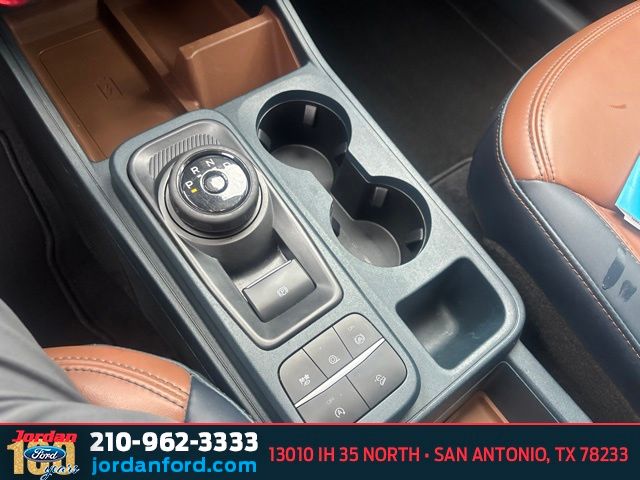 Used Car 2022 Ford Maverick  Lariat For Sale Under $30,000 In San Antonio, Texas