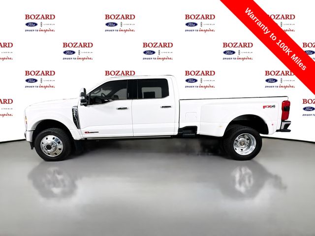 2024 Star White Metallic Tri-Coat Ford Super Duty F-450 DRW King Ranch DRW 4X4 Truck