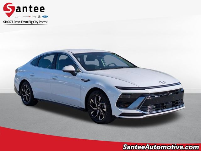 Serenity White 2025 Hyundai Sonata SEL FWD Sedan Front-Wheel Drive 8-Speed Automatic