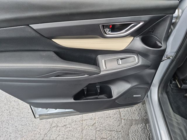 Used 2022 Silver Subaru Limited image 29