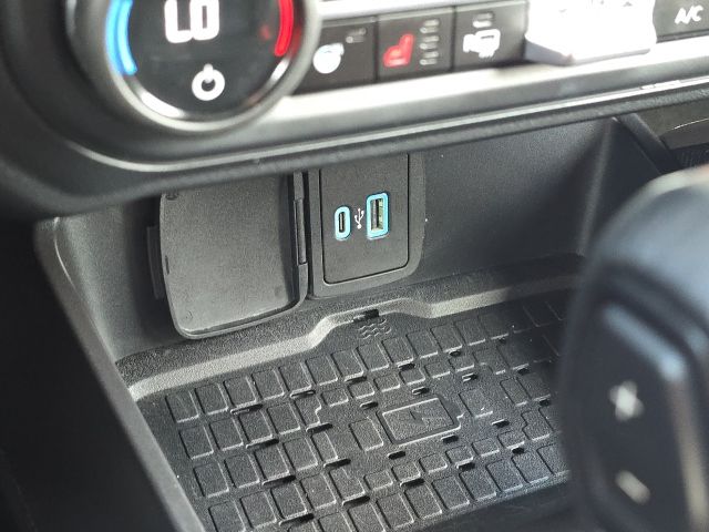 2024 Ford Bronco Outer Banks:B02475