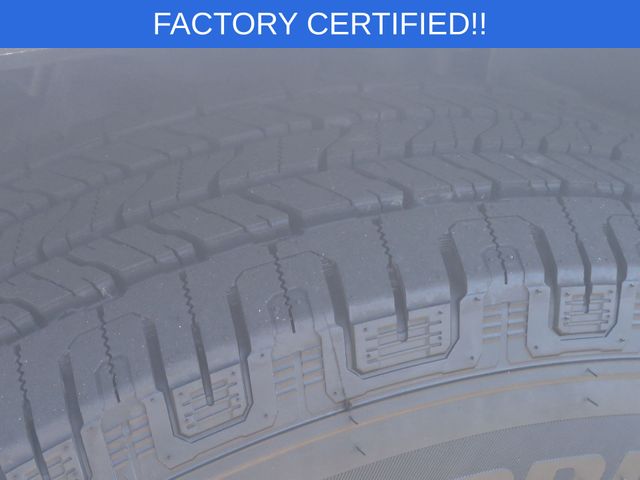 Used 2021 White Jeep Overland image 11