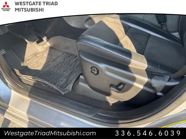 JeepGrand Cherokee12