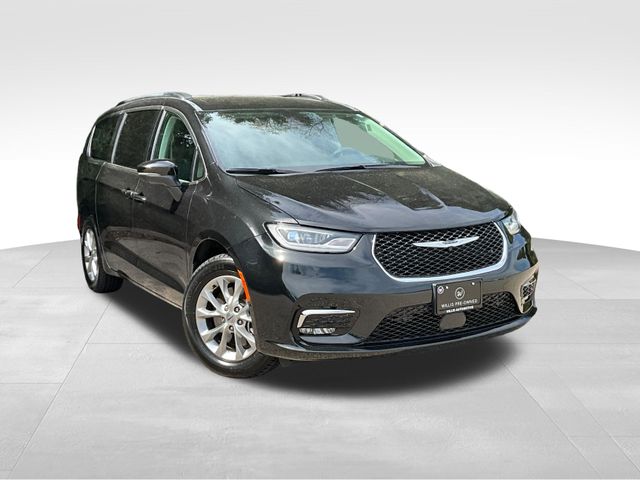 2023 Chrysler Pacifica Touring L AWD    