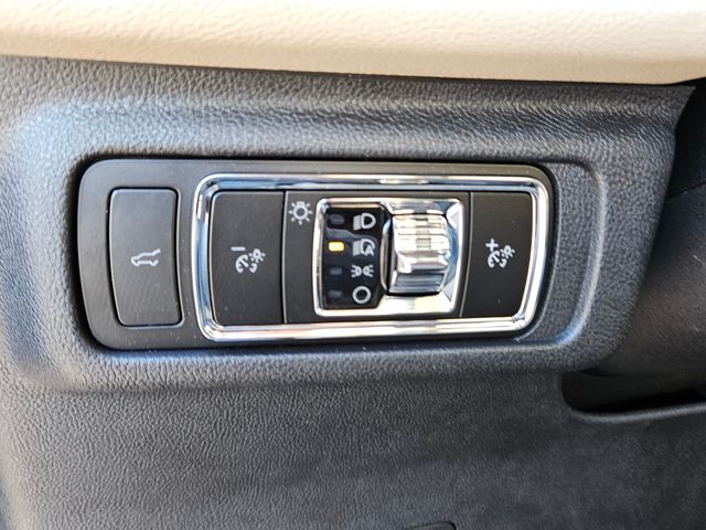 New 2025 Gray Lincoln Reserve image 27