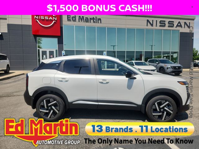 Aspen White 2026 Nissan Kicks SUV / Crossover Front-Wheel Drive Continuously Variable Transmission