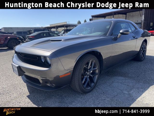 2023 Dodge Challenger SXT RWD