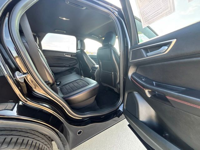 Used 2022 Ford Edge SUV