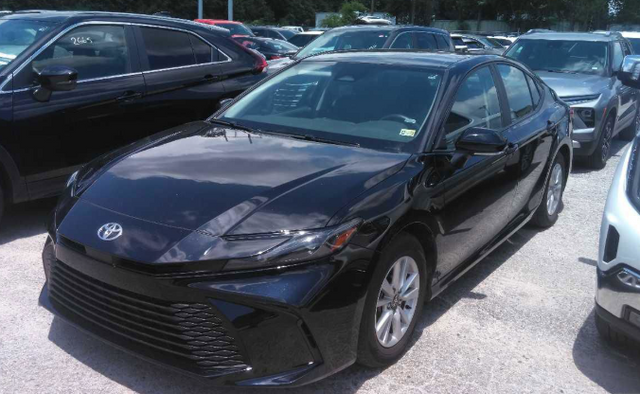 Midnight Black Metallic 2025 Toyota Camry Sedan Front-Wheel Drive Continuously Variable Transmission