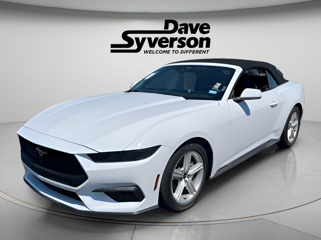 Oxford White 2026 Ford Mustang Convertible Rear-Wheel Drive Automatic