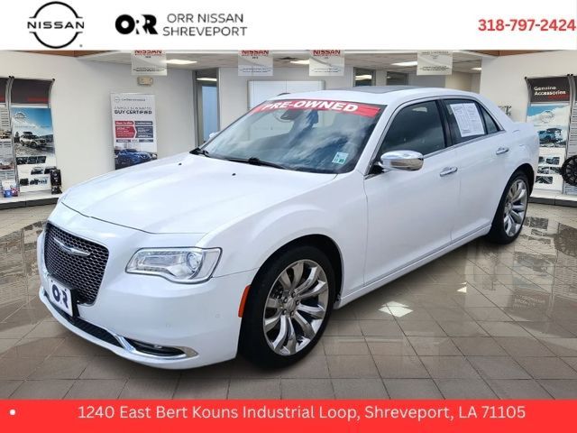 Bright White Clearcoat 2017 Chrysler 300 C RWD Sedan Rear-Wheel Drive 8-Speed Automatic