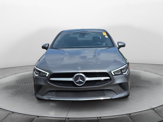 Mercedes-BenzCLA8