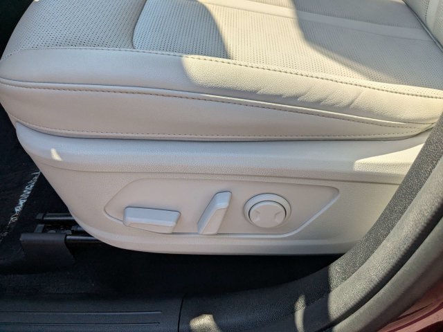 Used 2024 Kia Sorento SUV