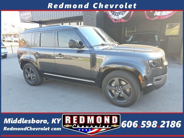 2023 Land Rover Defender 110 X-Dynamic SE AWD