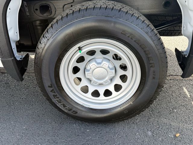 used 2025 GMC Sierra 1500 car, priced at $39,648