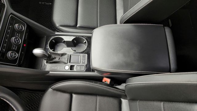 2023 Volkswagen Atlas 2.0T SE w/Technology  at Victoria Chrysler Dodge Jeep Ram