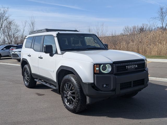 2024 Toyota Land Cruiser - Image 7