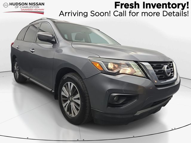 Gray (Gun Metallic) 2017 Nissan Pathfinder SV SUV / Crossover Front-Wheel Drive Continuously Variable Transmission