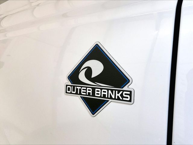 2021 Ford Bronco Outer Banks White at Bob Ruth Ford