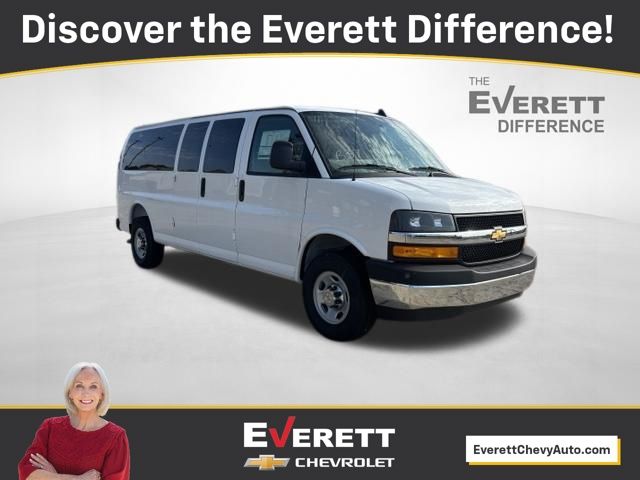 Summit White 2026 Chevrolet Express Van Rear-Wheel Drive 8-Speed Automatic Overdrive