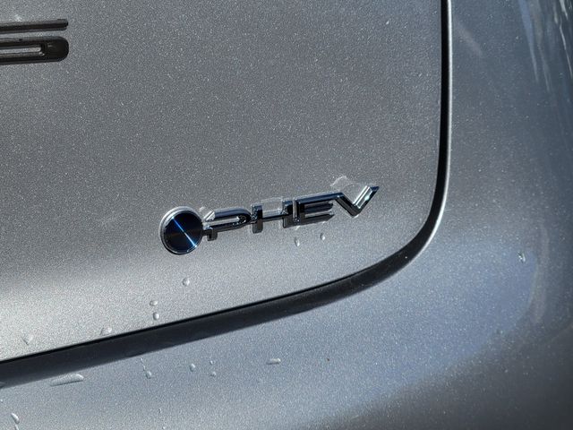 2026 Toyota Prius Plug-in Hybrid XSE - Photo 21