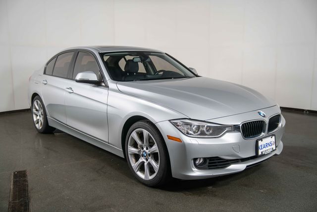 Glacier Silver Metallic 2013 BMW 3 Series Sedan All-Wheel Drive 8-Speed Automatic