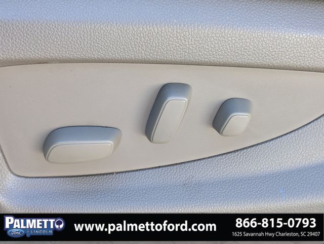 used 2018 Chevrolet Suburban car, priced at $24,900