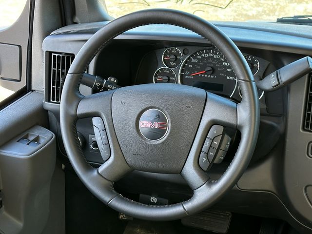 2023 GMC Savana 3500 Work Van 12