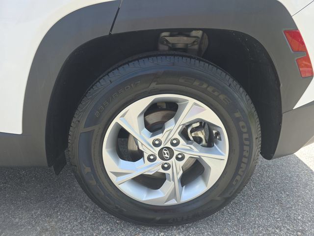Used 2022 Quartz White Hyundai SEL image 32