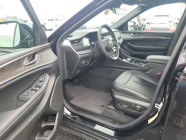 New 2026 Jeep Grand Cherokee Limited 4D Sport Utility