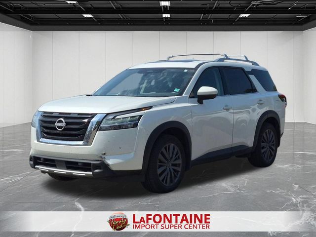 2023 Nissan Pathfinder SL