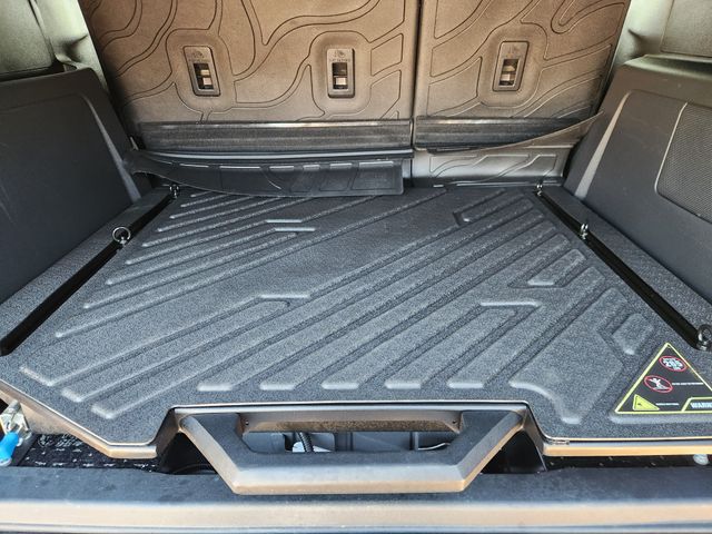 2024 Ford Bronco Badlands Gray at Community Kia