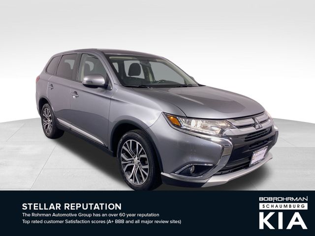 2017 Mitsubishi Outlander SE 3